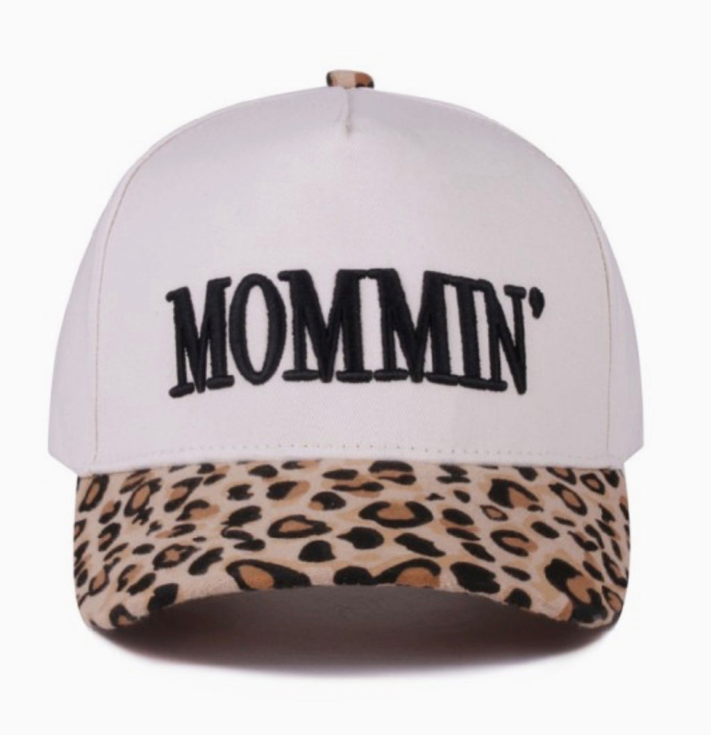 MOMMIN" Trucker Hat